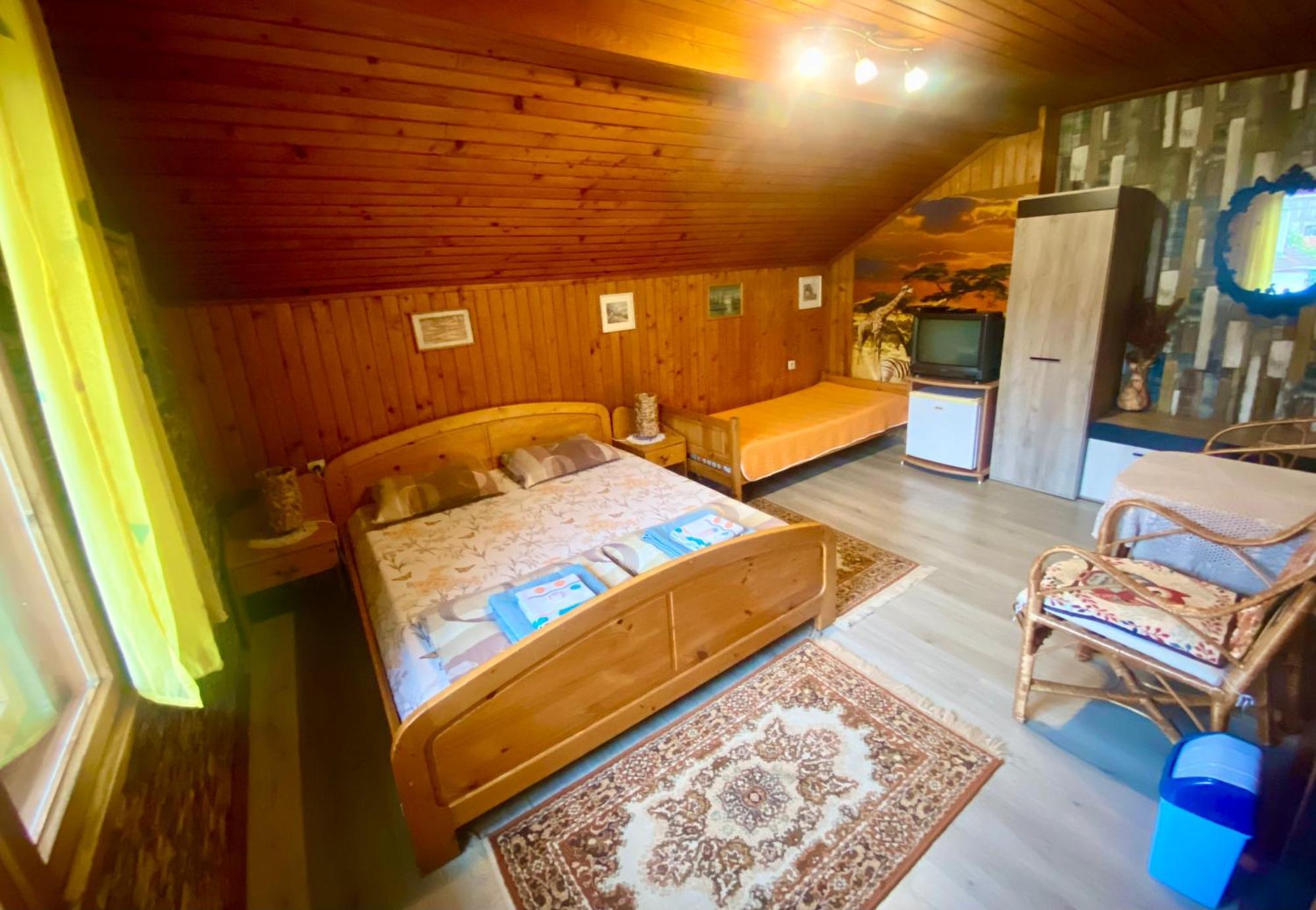 Niya Guest House Beli Iskăr Exterior foto