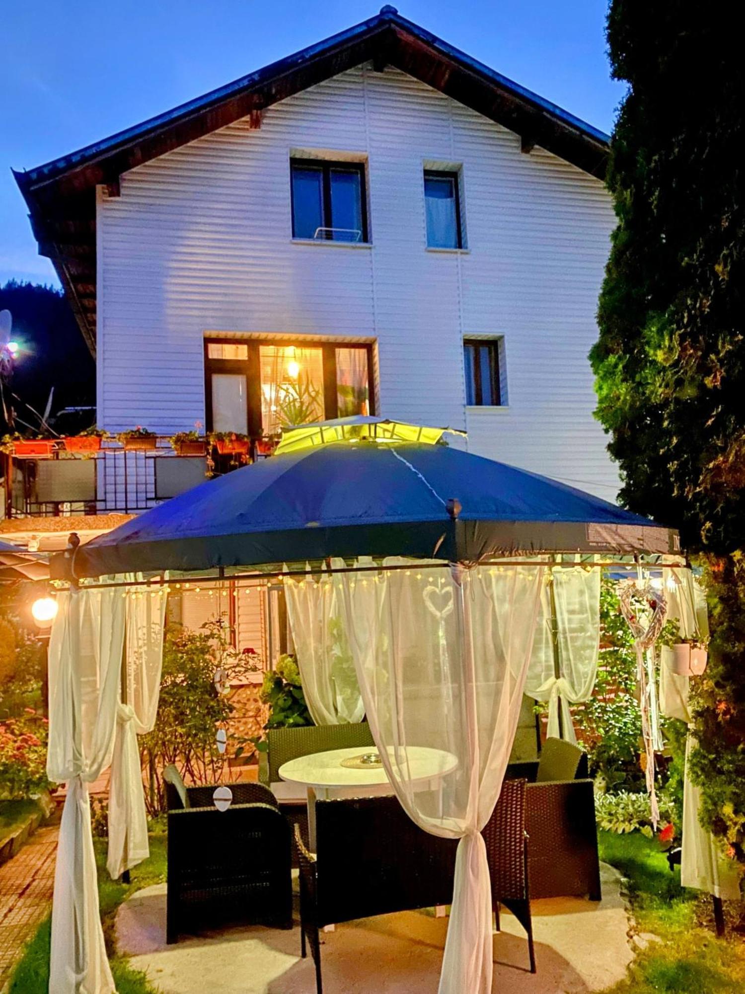 Niya Guest House Beli Iskăr Exterior foto