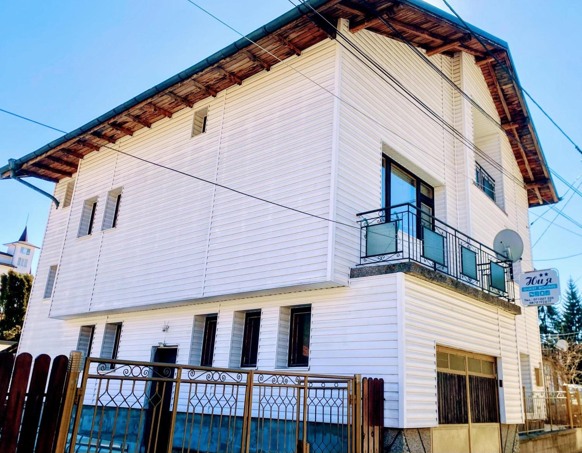 Niya Guest House Beli Iskăr Exterior foto